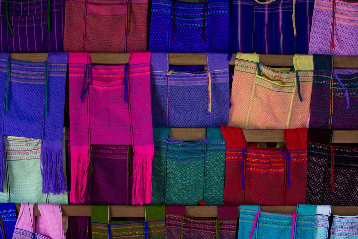 Tissus Padaung au lac Inle