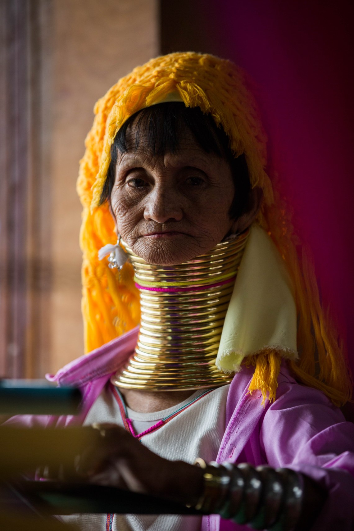 Femme Padaung au lac Inle