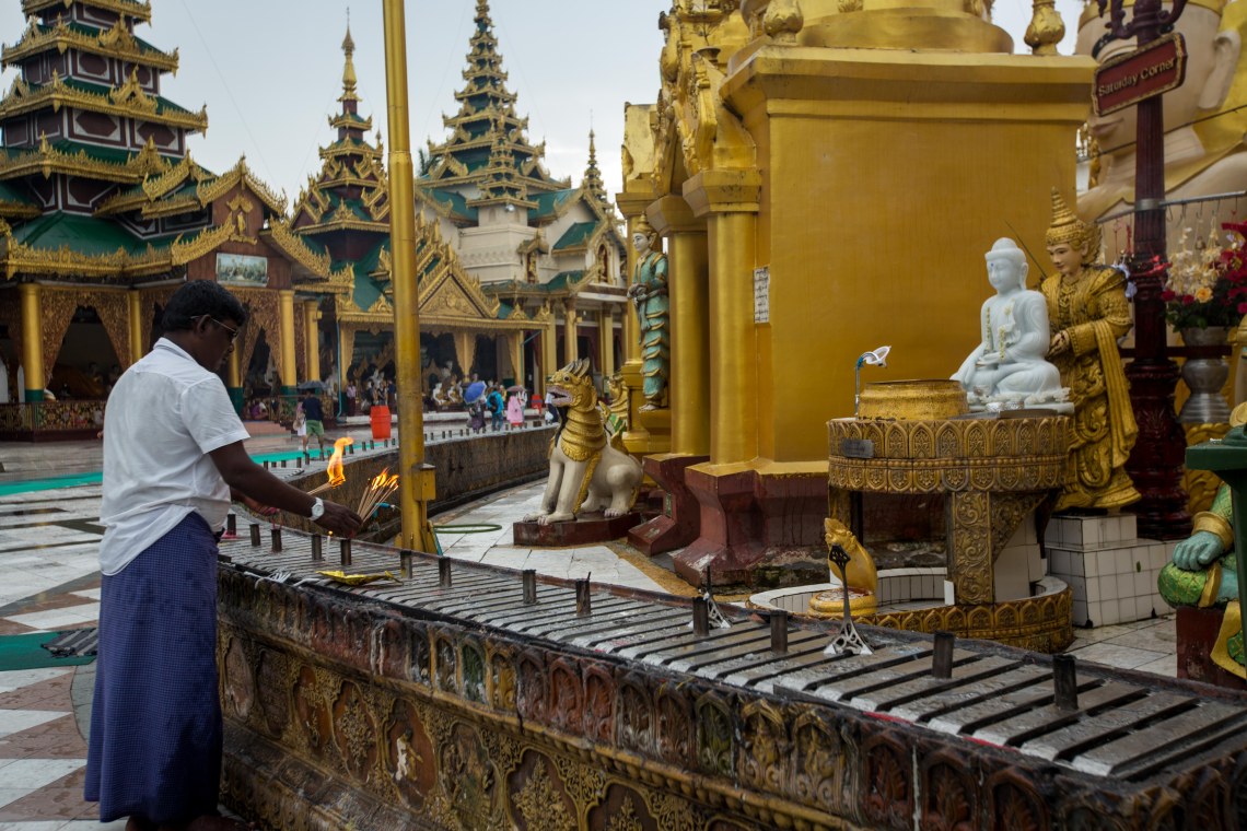 Shwedagon Pagoda, Yangon